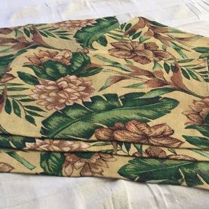 Four tropical themed place mats